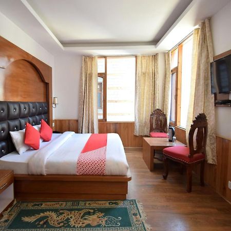 Oyo 10255 Hotel Red Apple Manali  Bagian luar foto