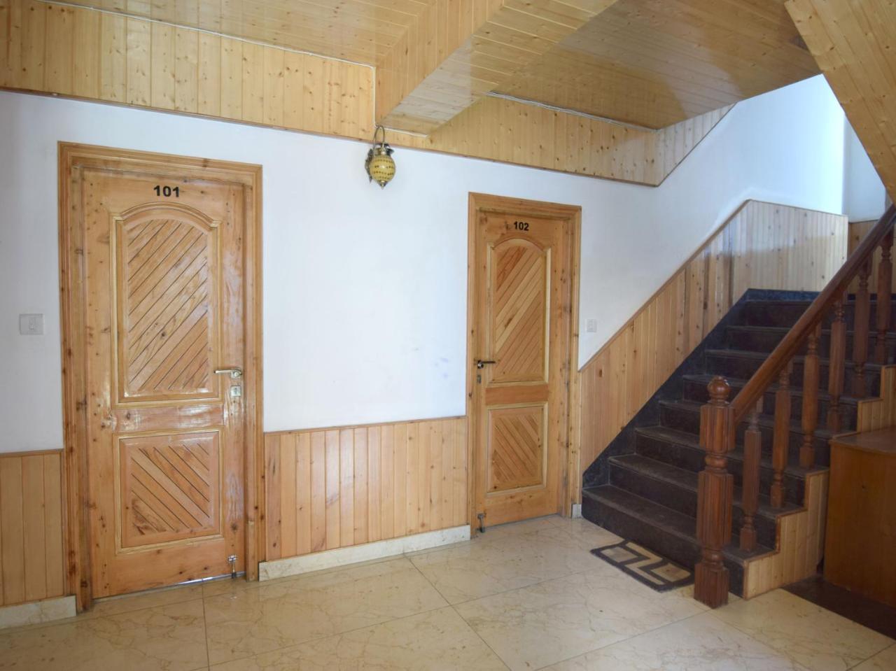 Oyo 10255 Hotel Red Apple Manali  Bagian luar foto