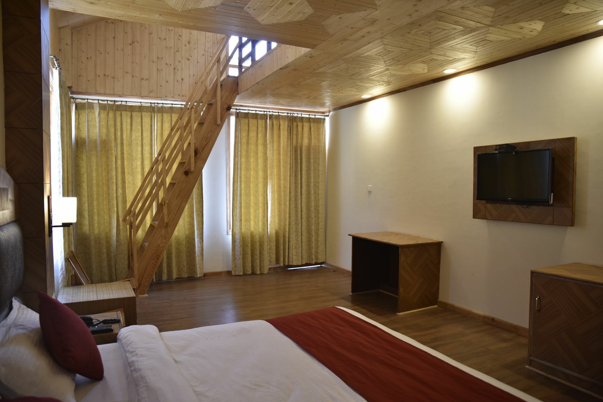 Oyo 10255 Hotel Red Apple Manali  Bagian luar foto